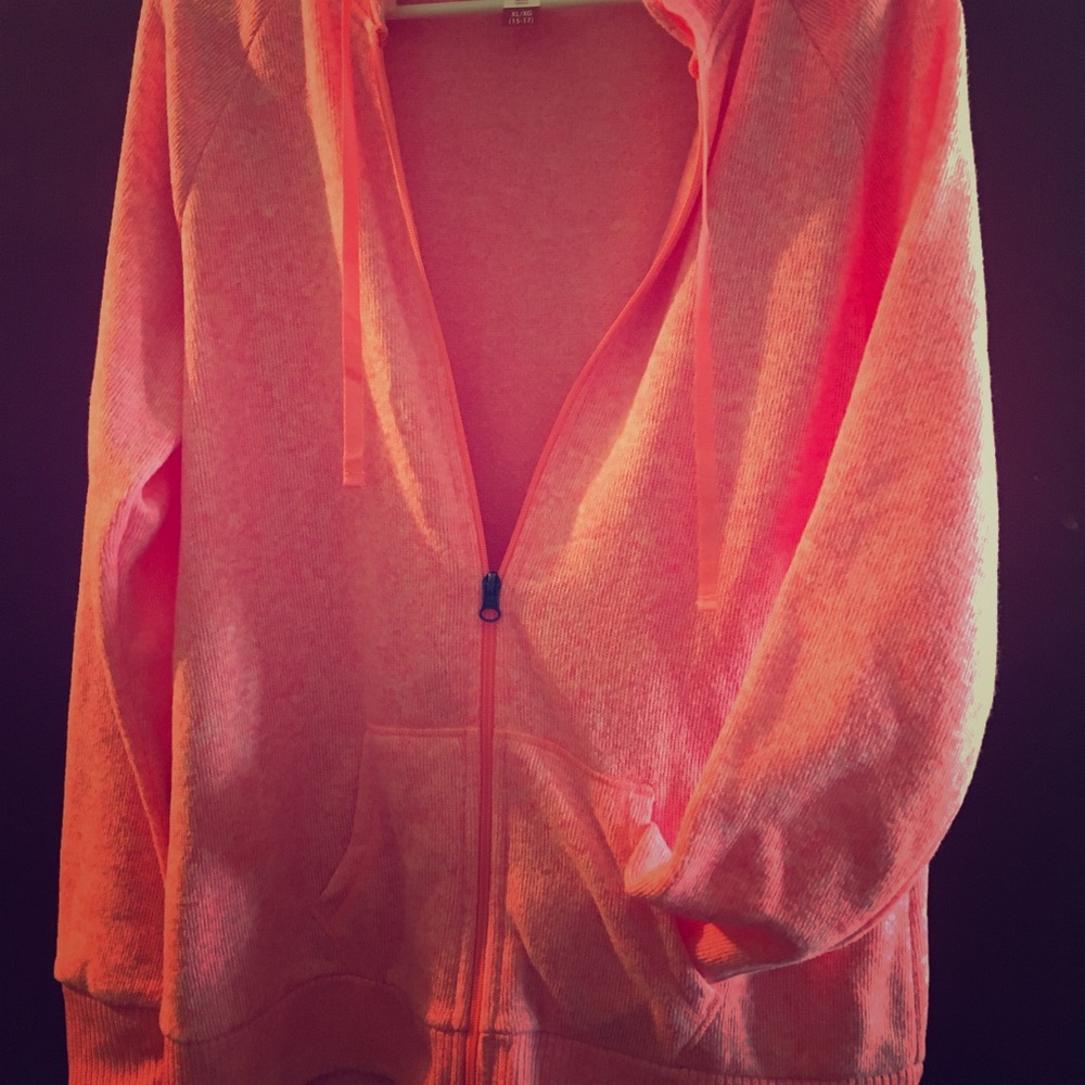 XL pink sweater with fuzzy hood